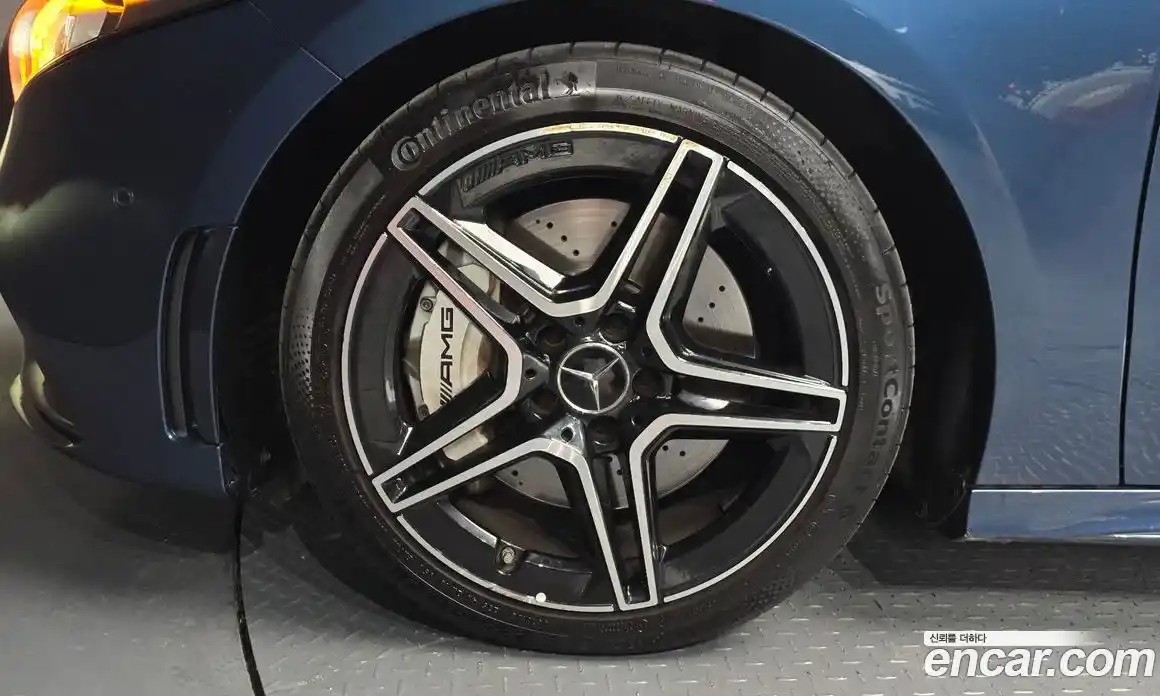 Mercedes-Benz A-Class 2021 2.0 Автомат в Москве № 541804, фото 5