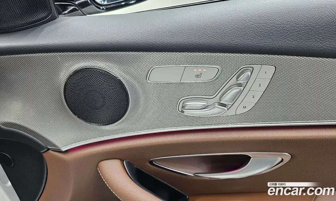 Mercedes-Benz E-Class 2019 2.0 Автомат в Москве № 541994, фото 17