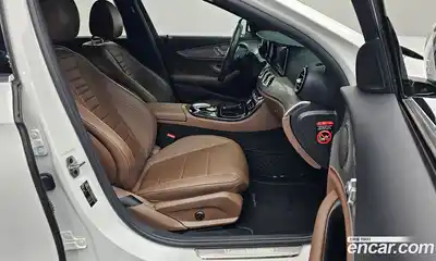 Mercedes-Benz E-Class 2019 2.0 Автомат в Москве № 541994, миниатюра 10