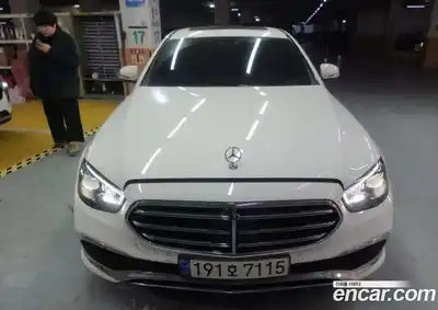 Mercedes-Benz E-Class, 2023