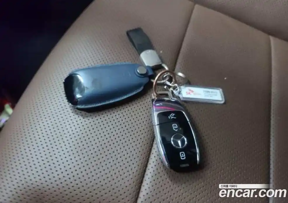 Mercedes-Benz E-Class 2023 2.0 Автомат в Москве № 542016, фото 13