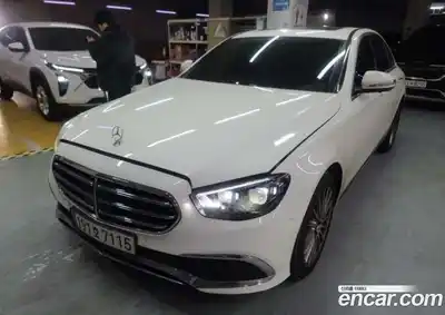 Mercedes-Benz E-Class 2023 2.0 Автомат в Москве № 542016, миниатюра 8