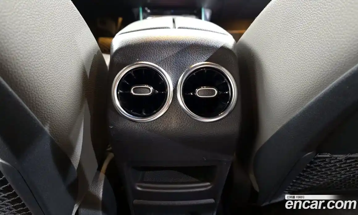 Mercedes-Benz EQA 2021 0.2 Автомат в Москве № 542045, фото 19