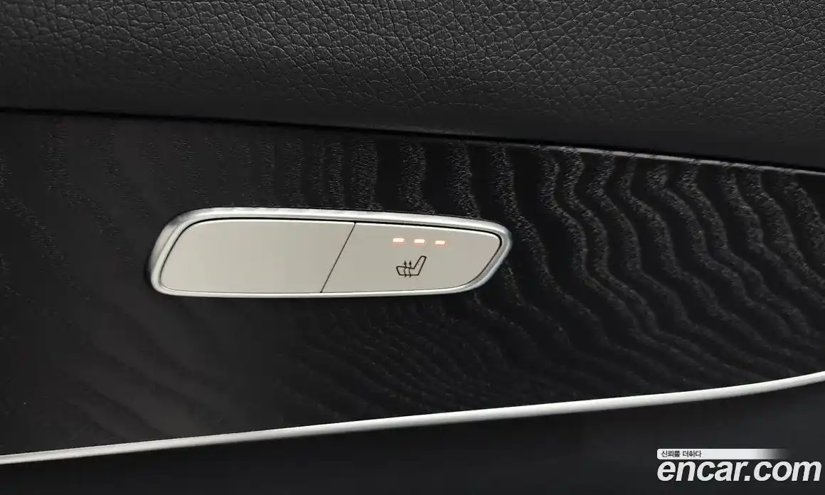 Mercedes-Benz GLC-Class 2019 2.0 Автомат в Москве № 542339, фото 19