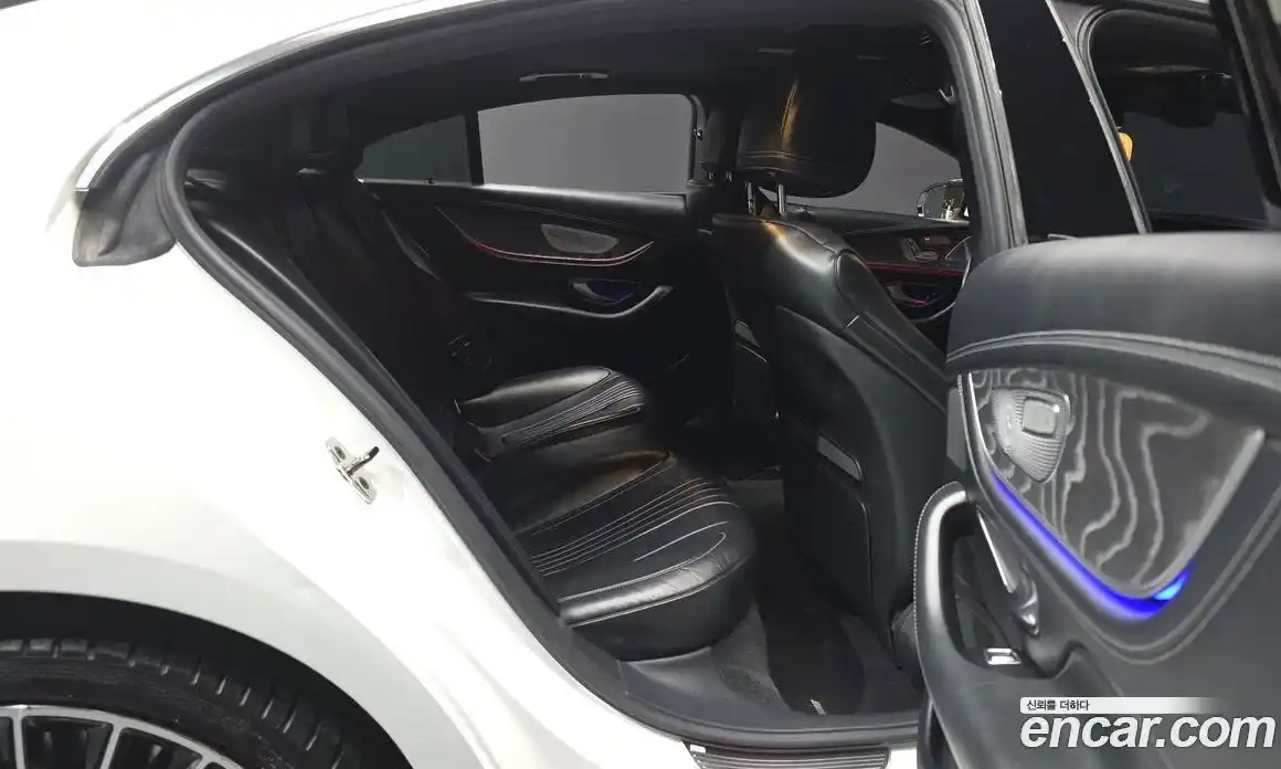 Mercedes-Benz CLS-Class 2023 3.0 Автомат в Москве № 542435, фото 11