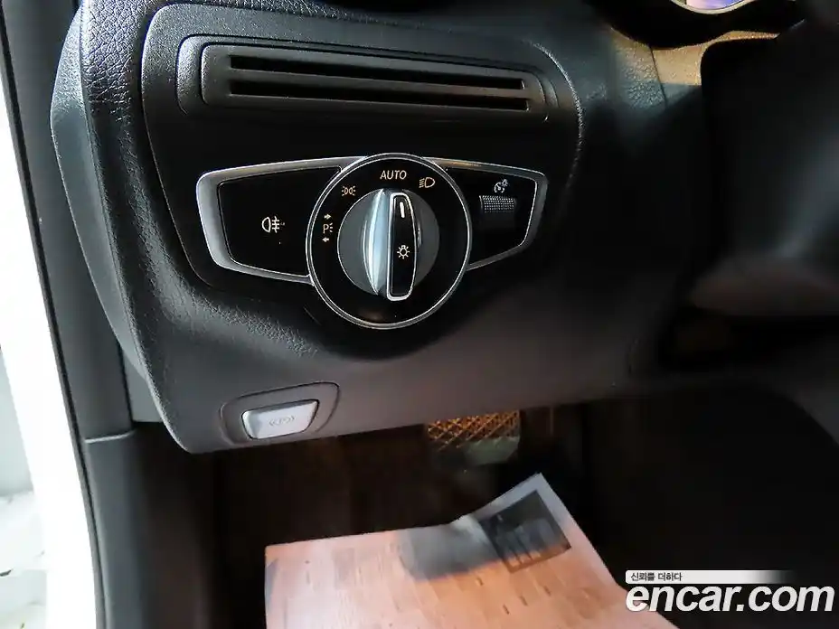 Mercedes-Benz C-Class 2019 2.0 Автомат в Москве № 542719, фото 13