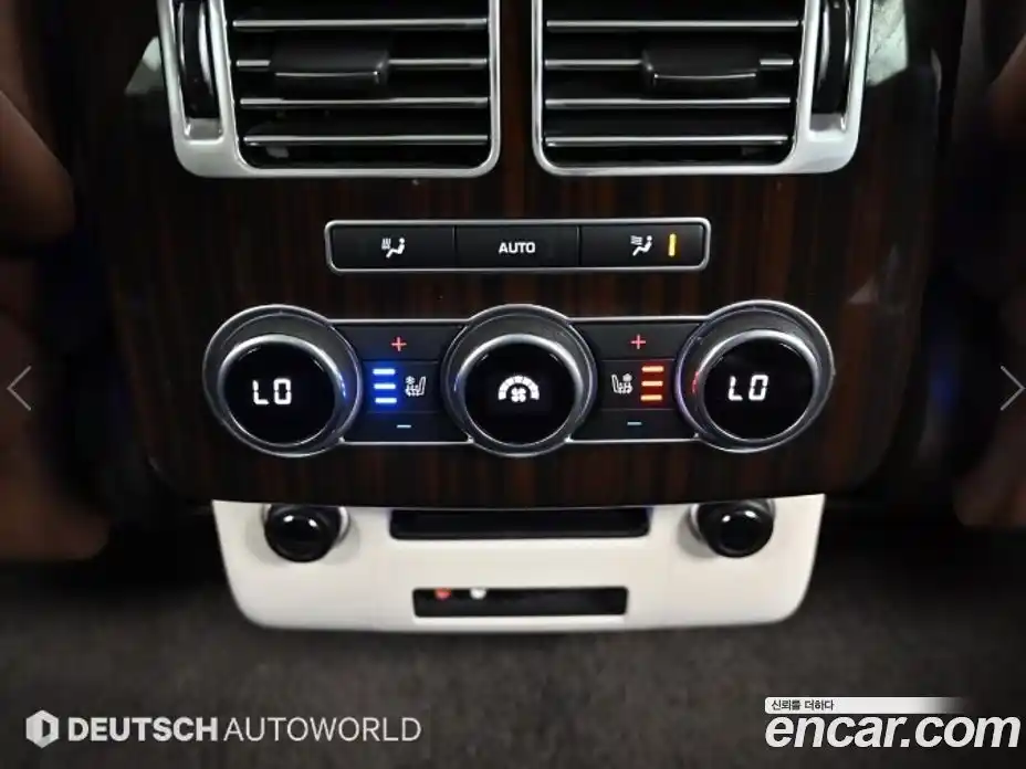 Land Rover Range-Rover 2016 4.4 Автомат в Москве № 543471, фото 16