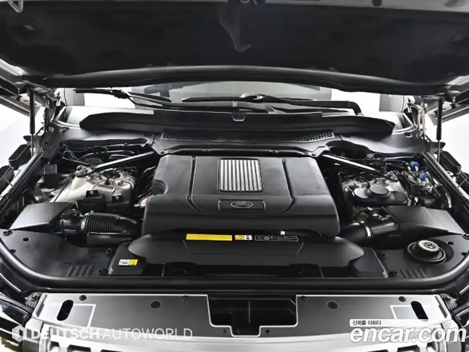 Land Rover Range-Rover 2016 4.4 Автомат в Москве № 543471, фото 6