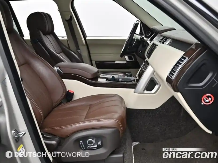 Land Rover Range-Rover 2016 4.4 Автомат в Москве № 543471, фото 10