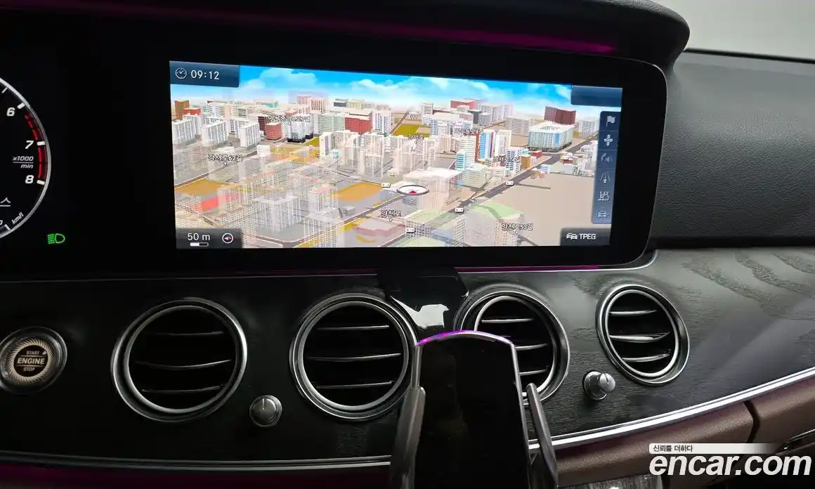 Mercedes-Benz E-Class 2017 2.0 Автомат в Москве № 543514, фото 14