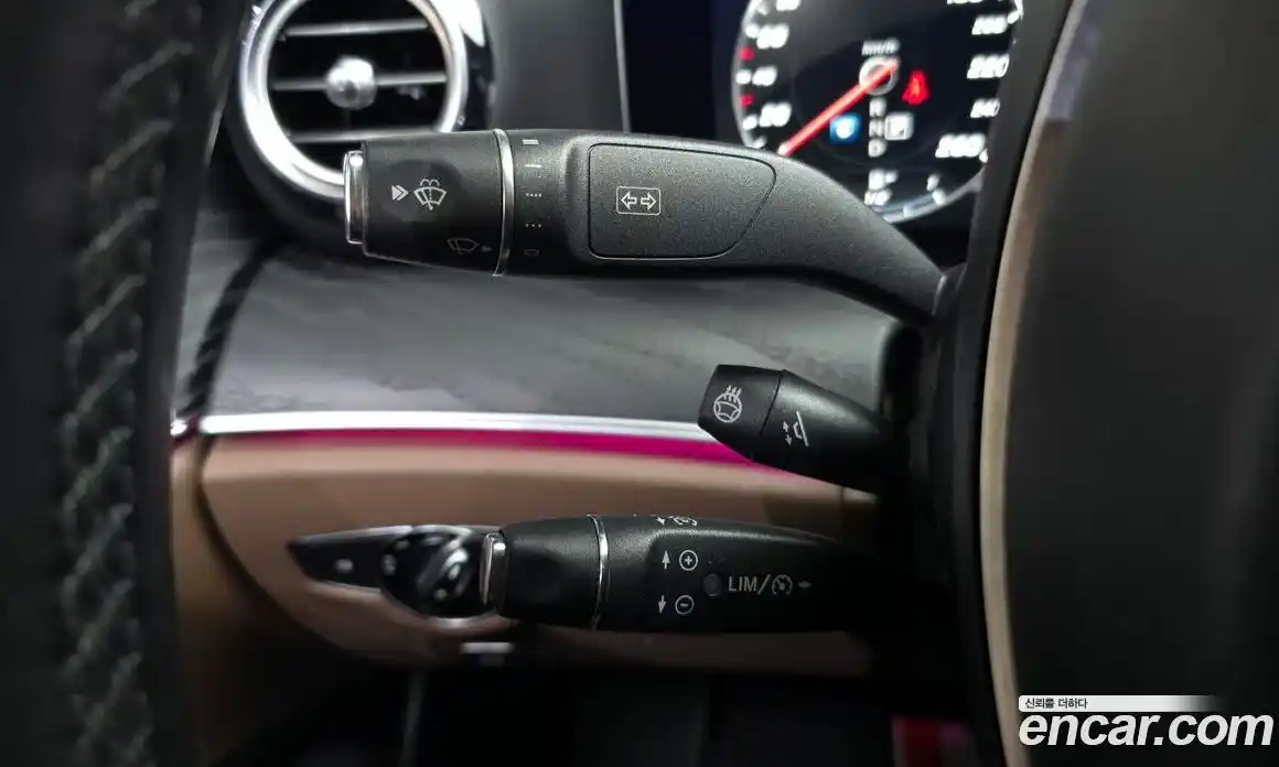 Mercedes-Benz E-Class 2017 2.0 Автомат в Москве № 543514, фото 17