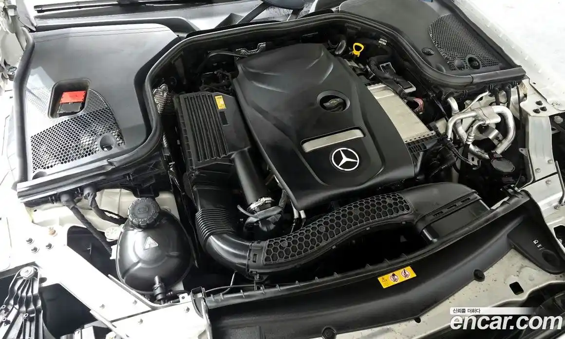 Mercedes-Benz E-Class 2017 2.0 Автомат в Москве № 543514, фото 6