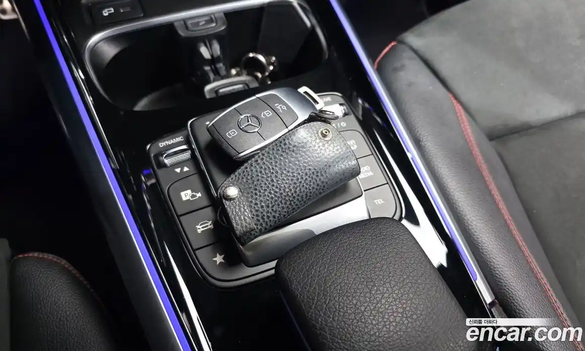 Mercedes-Benz GLA-Class 2020 2.0 Автомат в Москве № 543518, фото 16