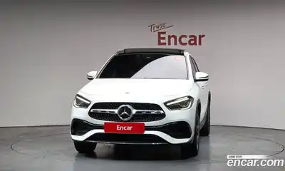 Mercedes-Benz GLA-Class 2020 2.0 Автомат в Москве № 543518, миниатюра 3