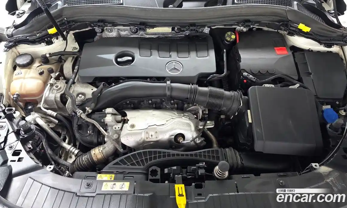 Mercedes-Benz GLA-Class 2020 2.0 Автомат в Москве № 543518, фото 6