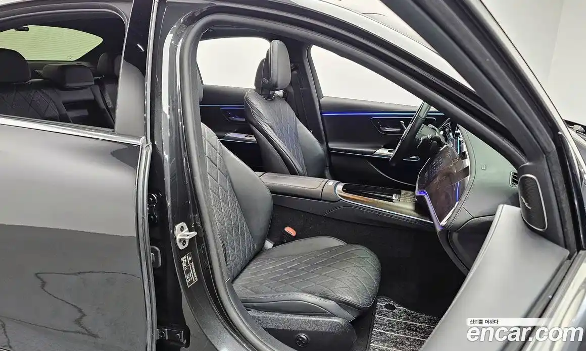 Mercedes-Benz E-Class 2024 3.0 Автомат в Москве № 543542, фото 12