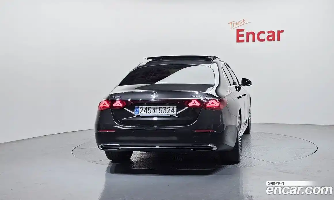 Mercedes-Benz E-Class 2024 3.0 Автомат в Москве № 543542, фото 4