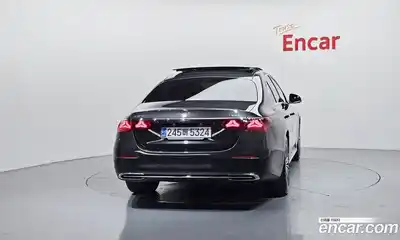 Mercedes-Benz E-Class 2024 3.0 Автомат в Москве № 543542, миниатюра 4