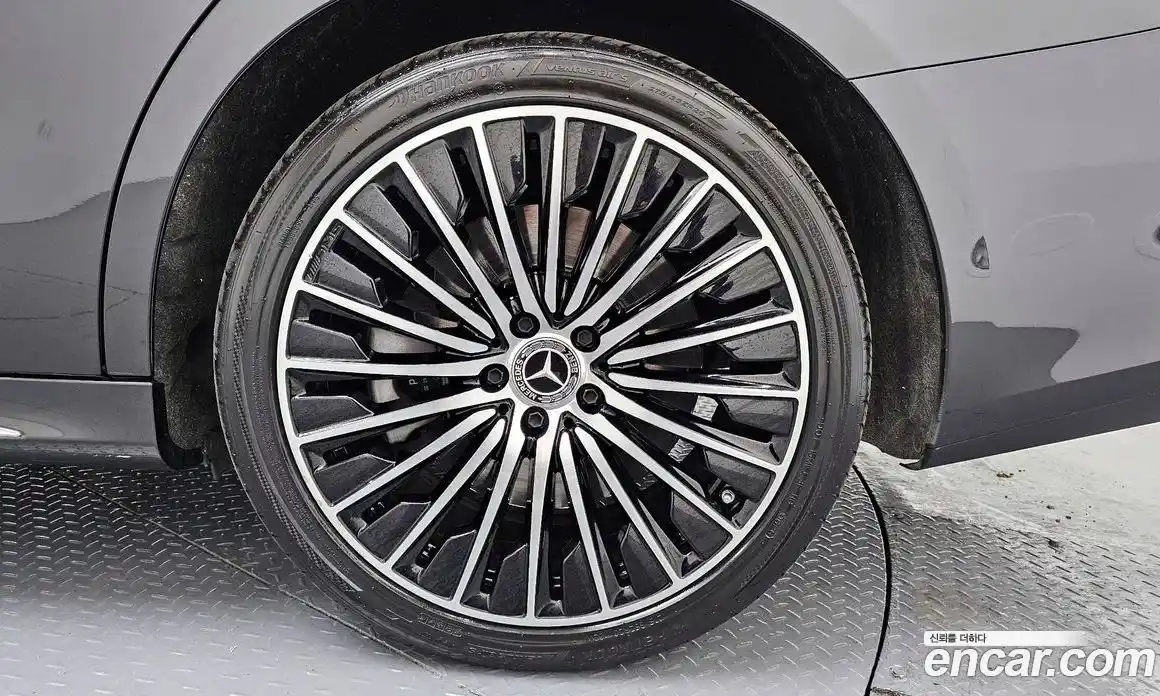 Mercedes-Benz E-Class 2024 3.0 Автомат в Москве № 543542, фото 5