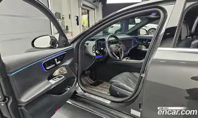 Mercedes-Benz E-Class 2024 3.0 Автомат в Москве № 543542, миниатюра 10