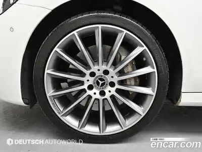 Mercedes-Benz E-Class 2022 2.0 Автомат в Москве № 543583, миниатюра 5