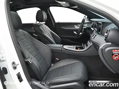 Mercedes-Benz E-Class 2022 2.0 Автомат в Москве № 543583, миниатюра 10