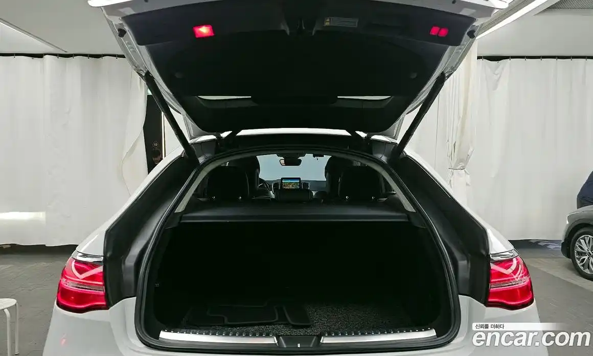 Mercedes-Benz GLE-Class 2017 3.0 Автомат в Москве № 543748, фото 20