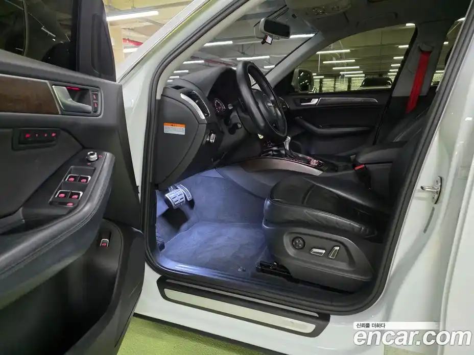 Audi Q5 2016 2.0 Автомат в Москве № 544487, фото 13