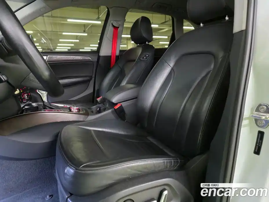 Audi Q5 2016 2.0 Автомат в Москве № 544487, фото 14