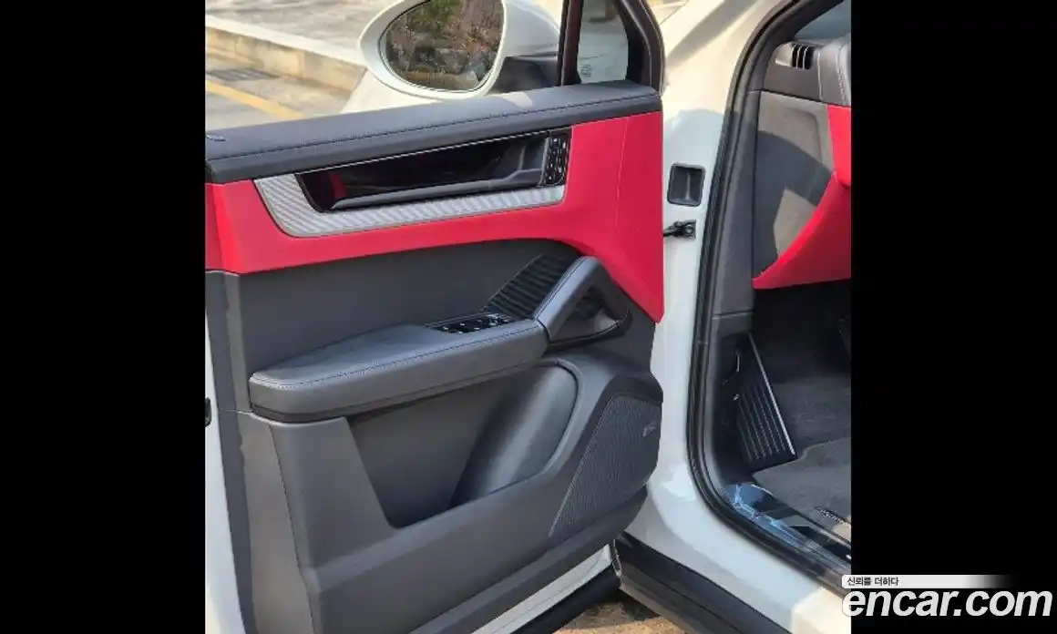 Porsche Cayenne 2024 3.0 Автомат в Москве № 545358, фото 12