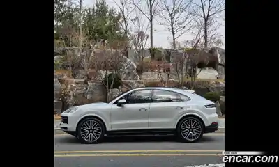 Porsche Cayenne 2024 3.0 Автомат в Москве № 545358, миниатюра 6