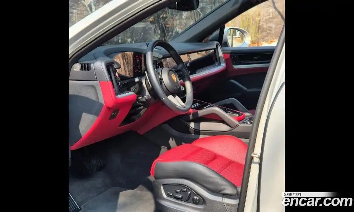 Porsche Cayenne 2024 3.0 Автомат в Москве № 545358, фото 9