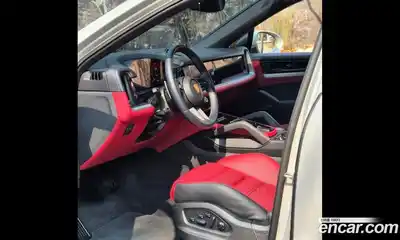 Porsche Cayenne 2024 3.0 Автомат в Москве № 545358, миниатюра 9