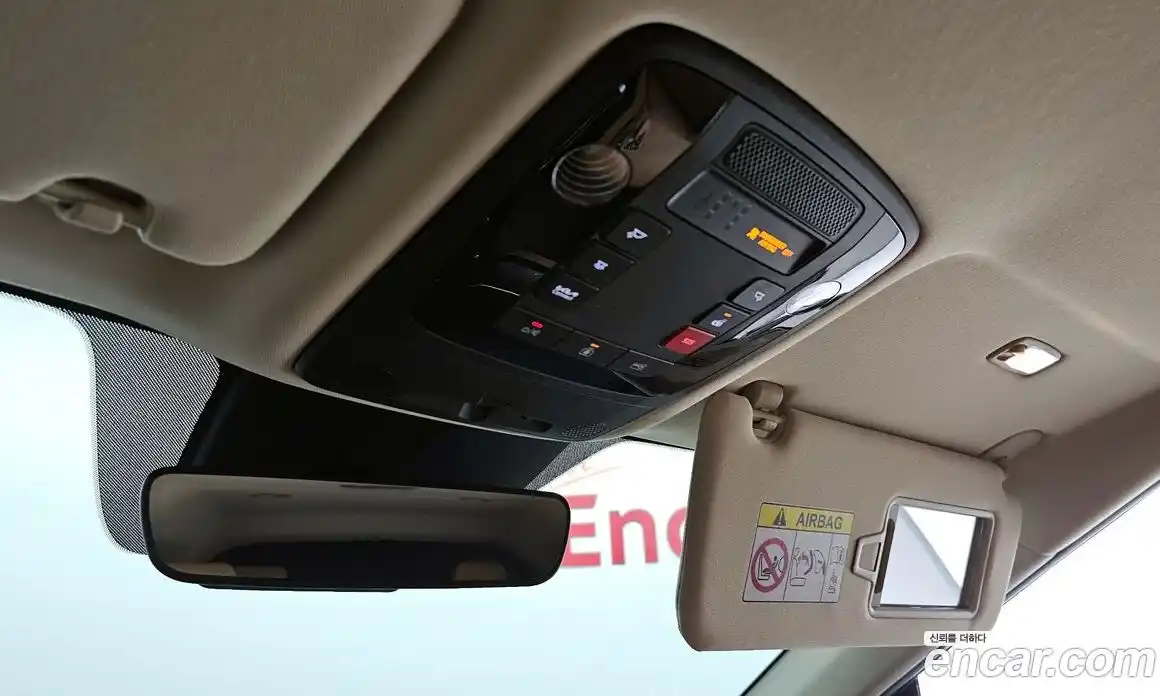 Kia Canival 2023 3.5 Автомат в Москве № 54558, фото 17