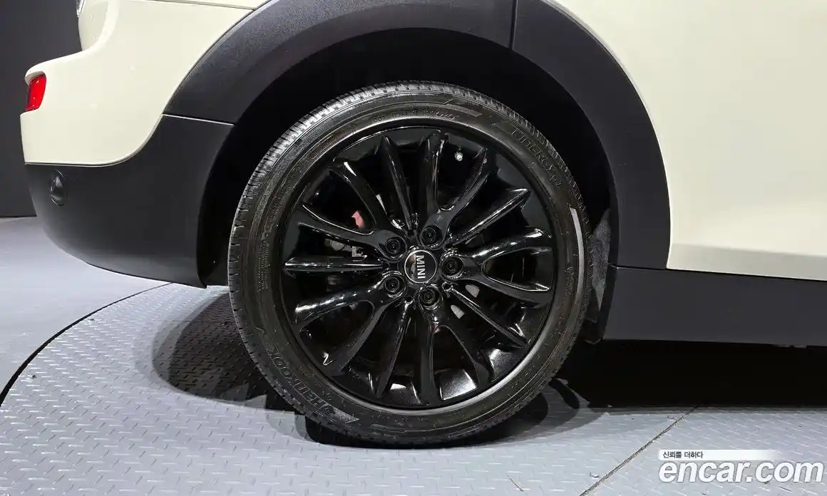 Mini Clubman 2020 2.0 Автомат в Москве № 546521, фото 5