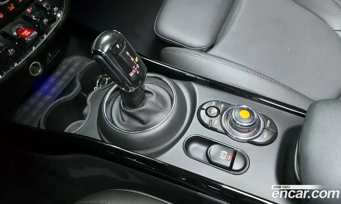 Mini Clubman 2020 2.0 Автомат в Москве № 546521, фото 9