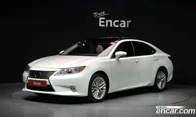 Lexus ES, 2013