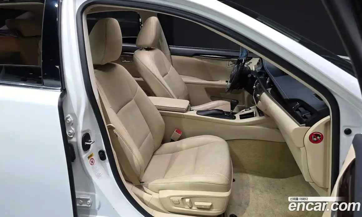 Lexus ES 2013 3.5 Автомат в Москве № 547047, фото 10