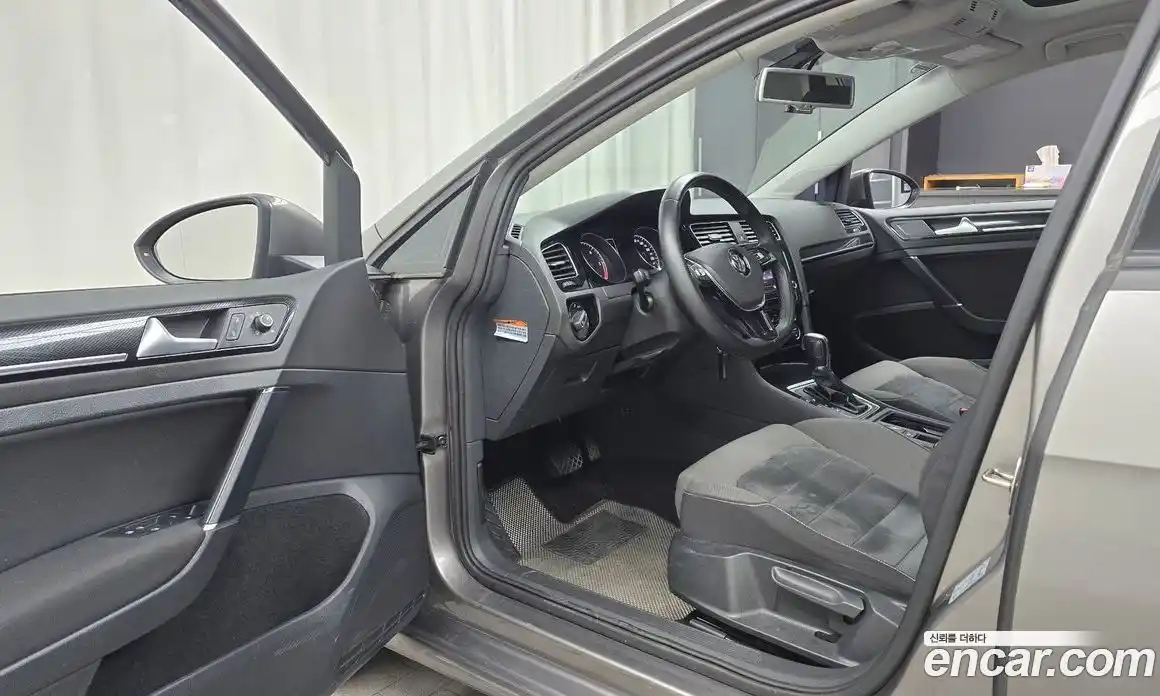 Volkswagen Golf 2014 2.0 Автомат в Москве № 547321, фото 10