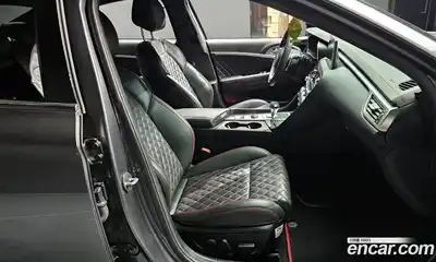 Genesis G70 2019 2.0 Автомат в Москве № 58460, миниатюра 11