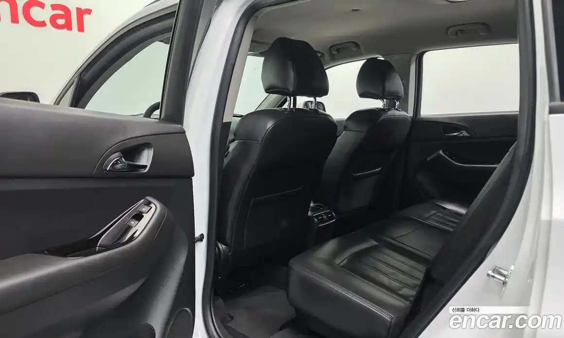 Chevrolet Orlando 2015 2.0 Автомат в Москве № 65440, фото 19