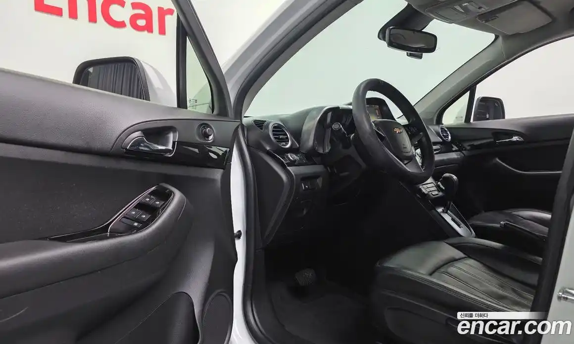 Chevrolet Orlando 2015 2.0 Автомат в Москве № 65440, фото 2