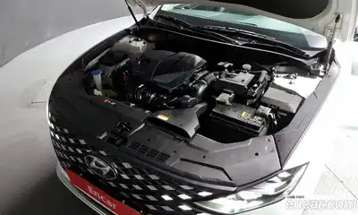 Hyundai Grandeur 2023 2.5 Автомат в Москве № 7303, миниатюра 6