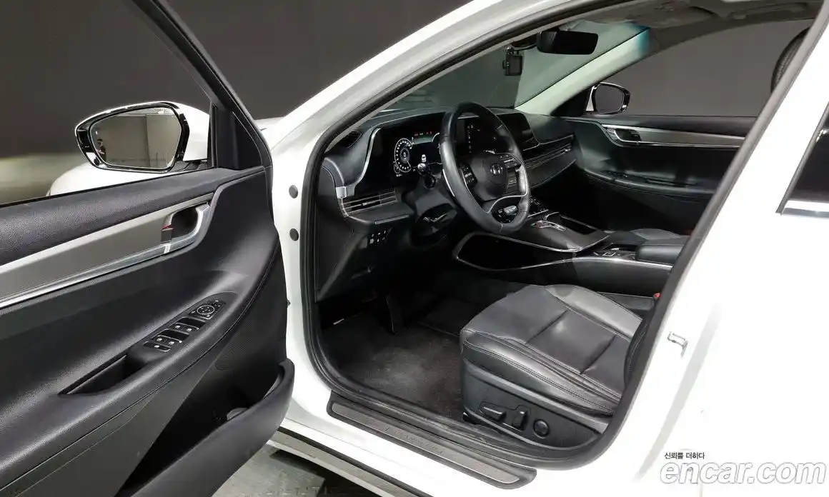 Hyundai Grandeur 2023 2.5 Автомат в Москве № 7303, фото 10