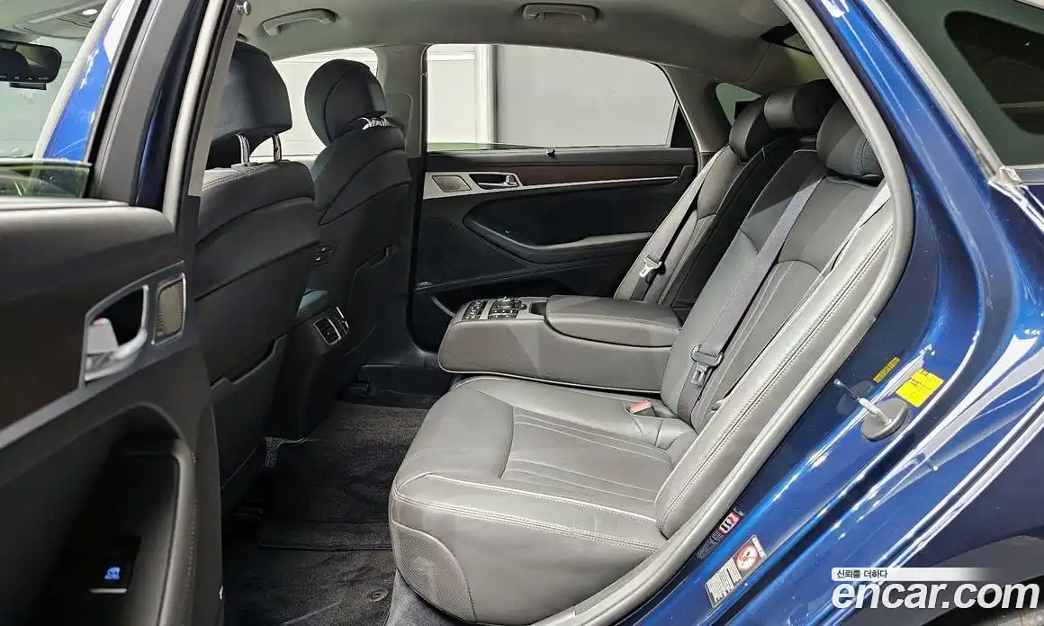 Genesis G80 2018 3.3 Автомат в Москве № 81005, фото 12