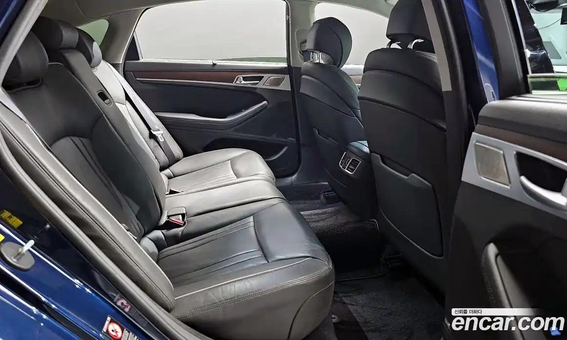 Genesis G80 2018 3.3 Автомат в Москве № 81005, фото 3