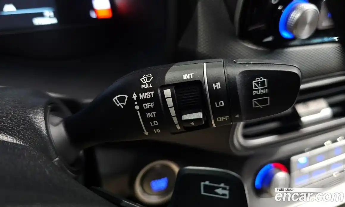 Hyundai Kona 2020 0.2 Автомат в Москве № 8127, фото 17