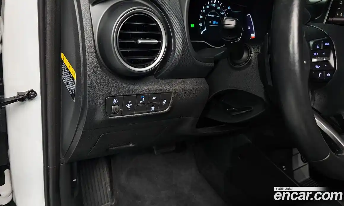 Hyundai Kona 2020 0.2 Автомат в Москве № 8127, фото 18