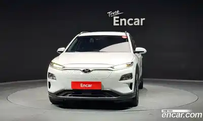 Hyundai Kona 2020 0.2 Автомат в Москве № 8127, миниатюра 3