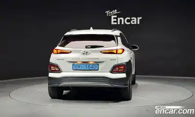 Hyundai Kona 2020 0.2 Автомат в Москве № 8127, миниатюра 4